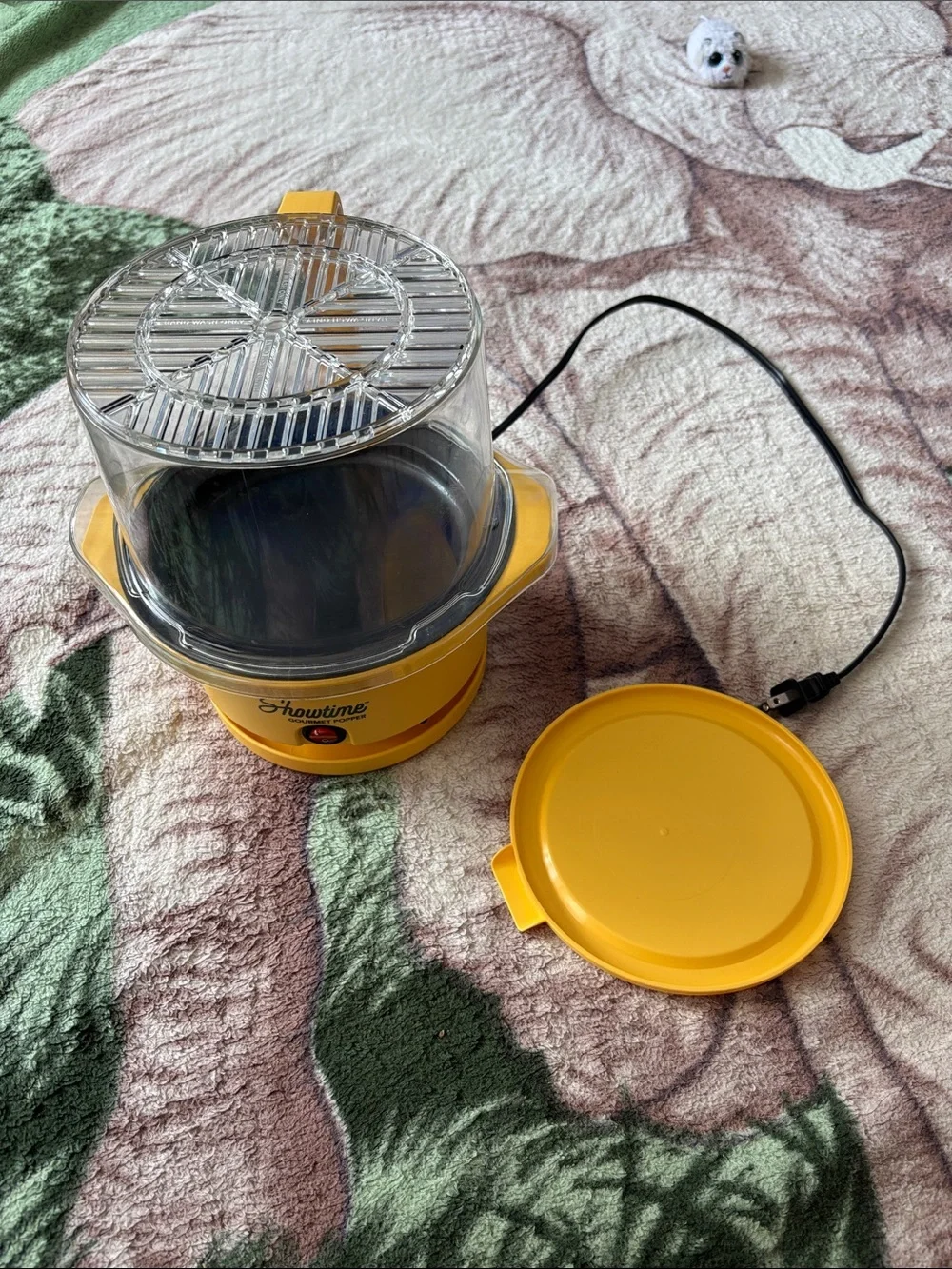 Presto Showtime Gourmet Popper - Yellow